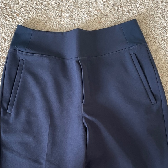 Athleta Navy Endless Highrise Pants Size 8 - Picture 4 of 6
